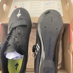 New Specialized Road, Size 7.75M/9.25W