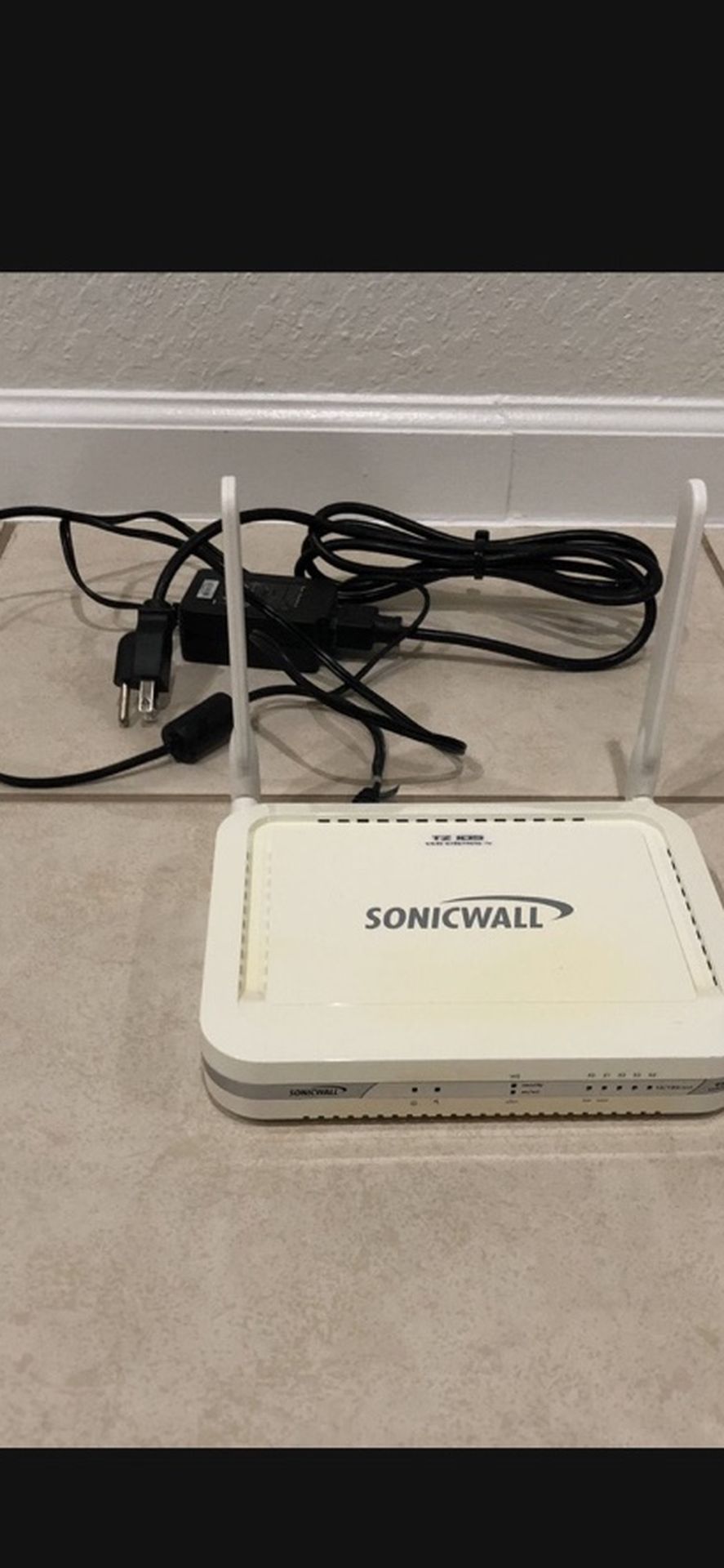 Sonicwall TZ 105 Router Firewall