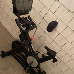 Used NordicTrack S22i Exercise Bike