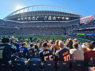Chiefs vs Seahawks 10/25 . Amazing seats