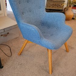 Post Modern-y Chair