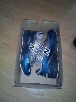 New balance shoes