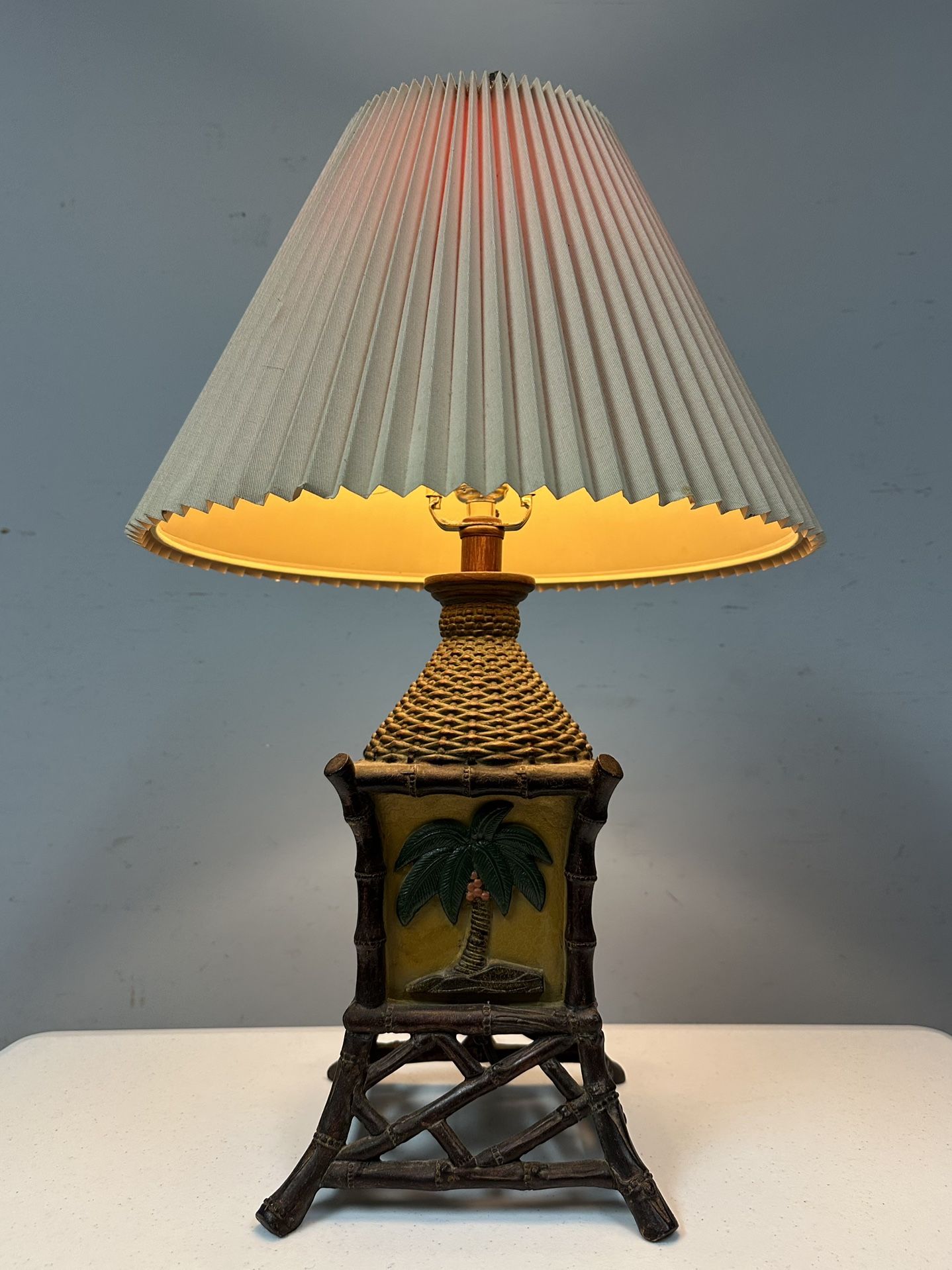 Palm Table Lamp