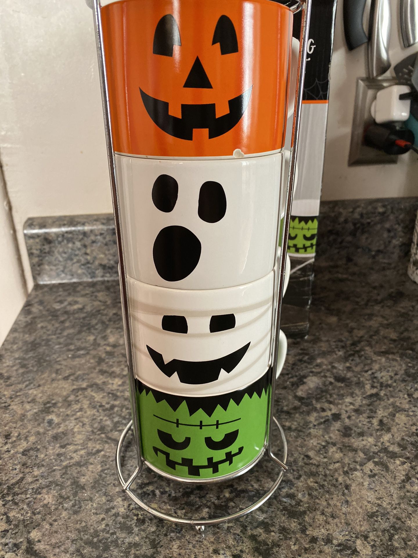 Halloween stackable coffee mugs