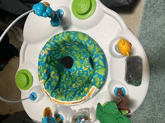 Evenflo Exersaucer Wild Wonders Activity Center