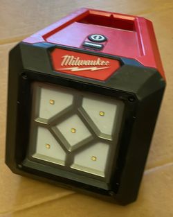 Milwaukee m12 Rover light  TOOL ONLY