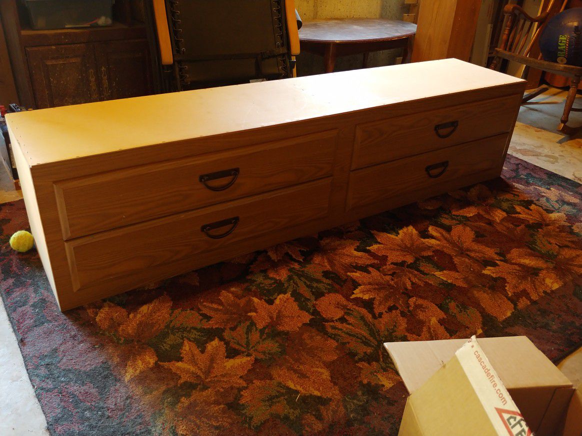 Twin bed underdresser drawers