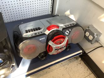 Vintage Sony Xplod CD/Cassette/Radio Boombox