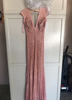 Dress for any occasion (New)