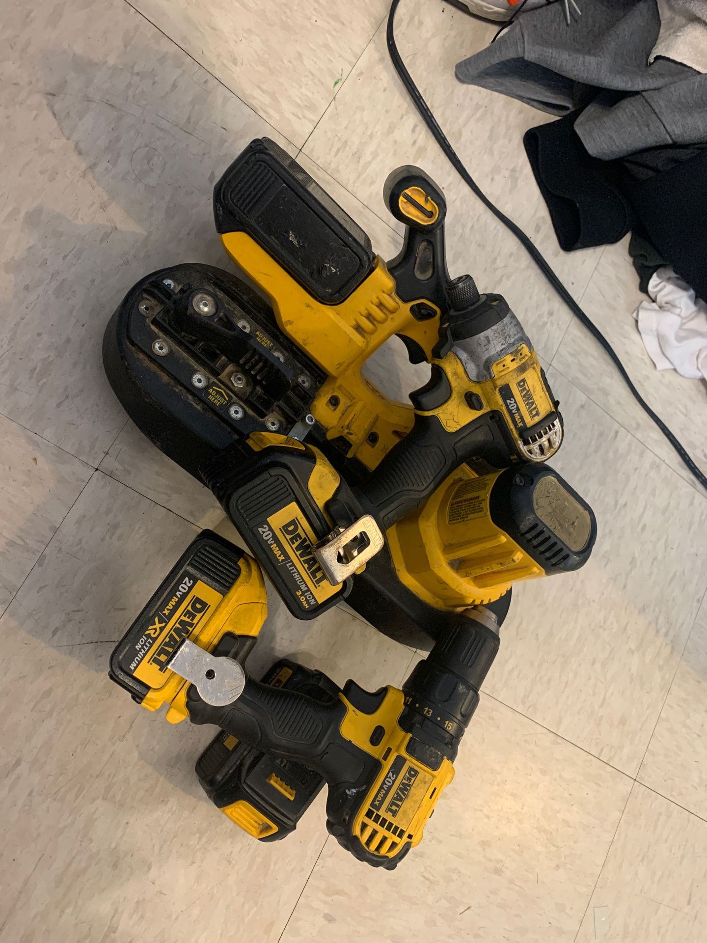 Dewalt hand tools