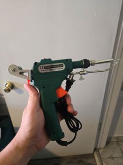 Soldering tool