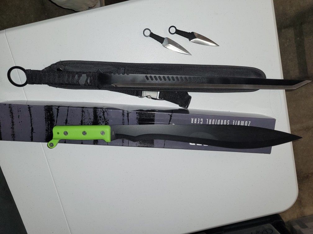 Biohazard Zombie Blades