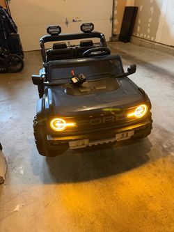 Kids drivable jeep