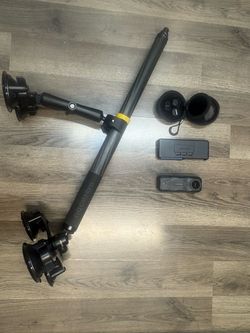 Insta360 Camera with Suction Mount Bundle