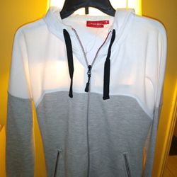 Audi Q7 For His And Her Audi Caps