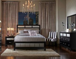 New premium quality chanel queen bedroom set