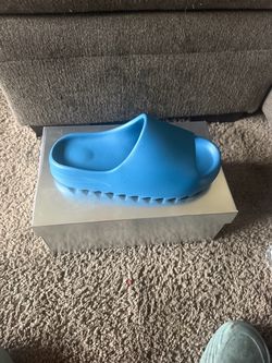 Yeezy Slide YS-01
