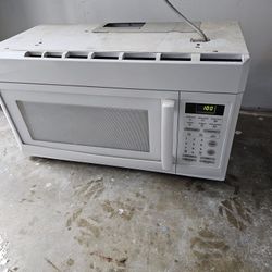 Microwave 