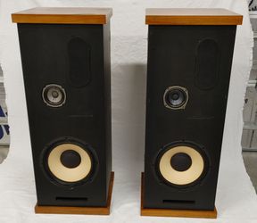AMERICAN MONITOR MODEL 14XP 42" TALL FLOOR SPEAKERS