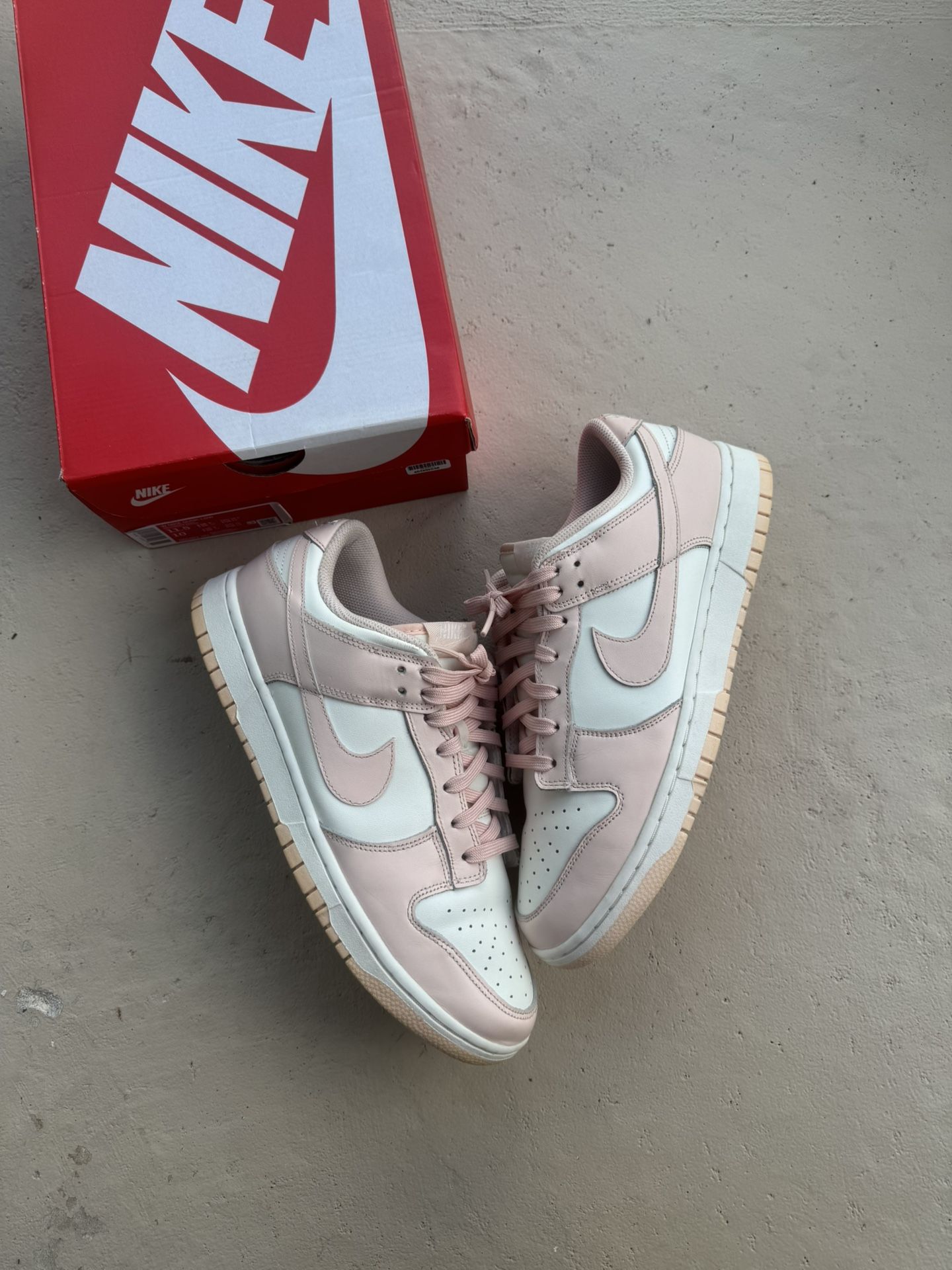 Nike dunk low orange pearl size 10 Mens 11.5 womens worn With Box