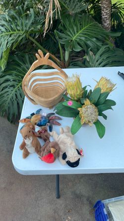 Table, decorations or ornaments