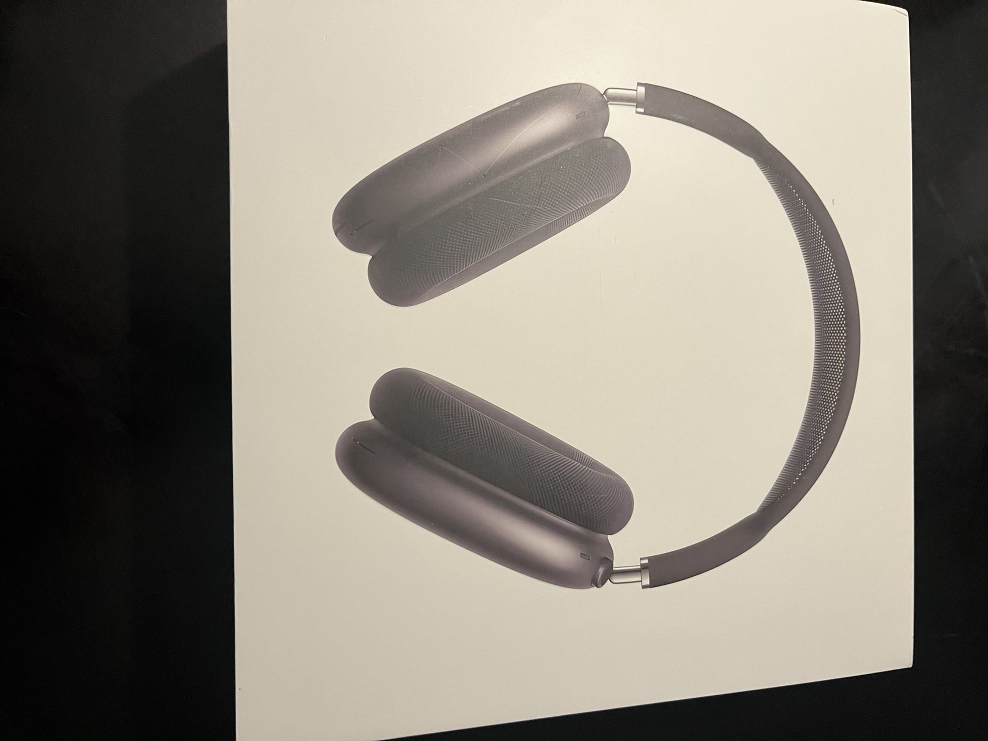 AirPod Maxes