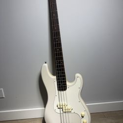 Headless Bass Guitar 