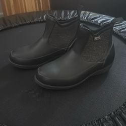 Rain Boots Or Gardening Boots 