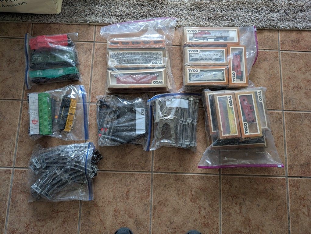 Assorted Train Accessories HO Scale With Some O Scale Items