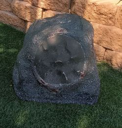 Russound 5R82mk2 125W 8" 2-Way OutBack Rock Speaker (Weathered Granite)