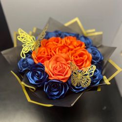 Hermoso Ramo De Rosas Eternas 🥰