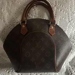 Women’s Hand Bag 