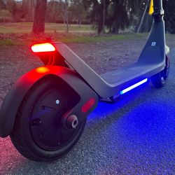 Electric scooter