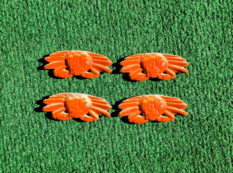 4 VTG Asian Ceramic Orange Crab Shaped Chopstick Rest Holder Table Stand Set NOS