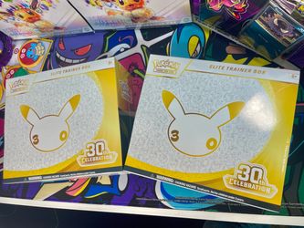 Pokemon 30th Celebration ETB