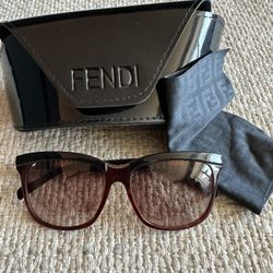 Fendi women Sunglasses 