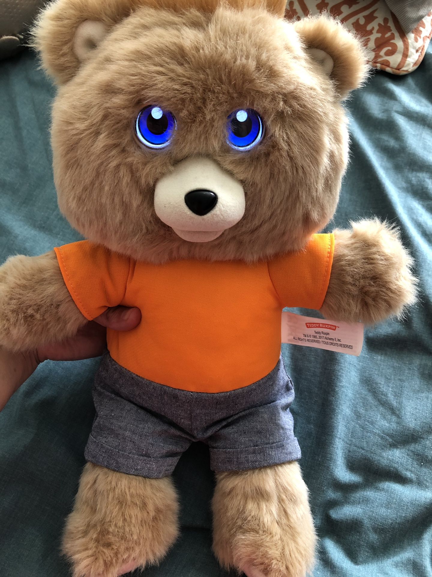 Teddy ruxpin