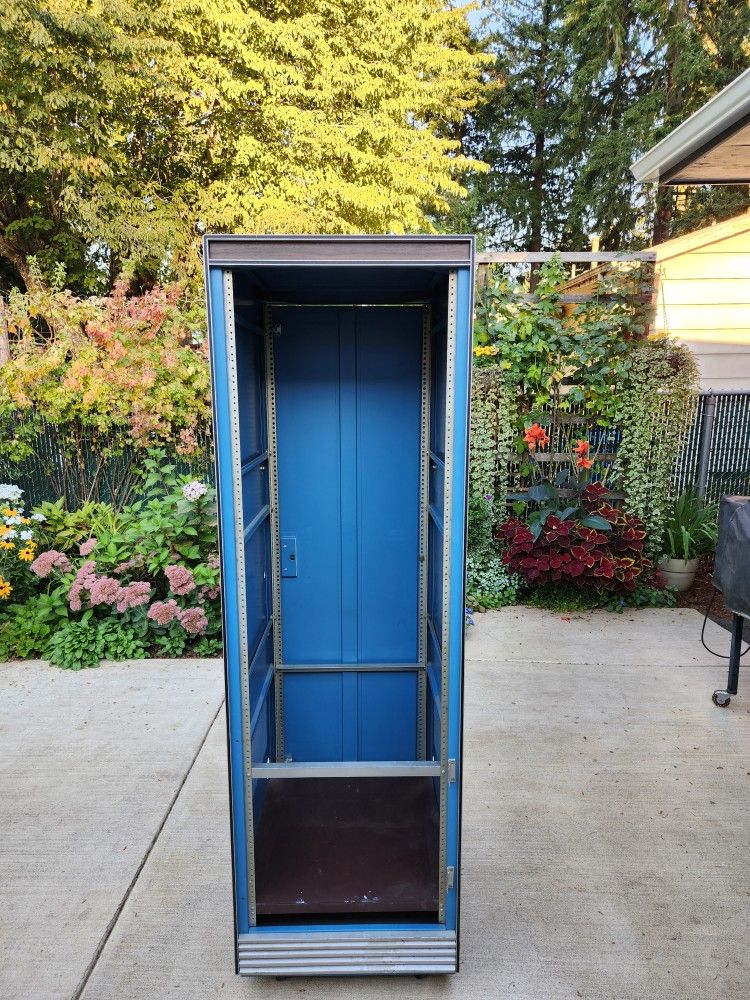 Cabtron Systems Inc. Rack Mount