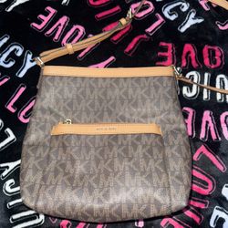 Michael Kors Crossbody