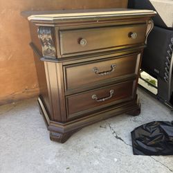 Small Dresser 