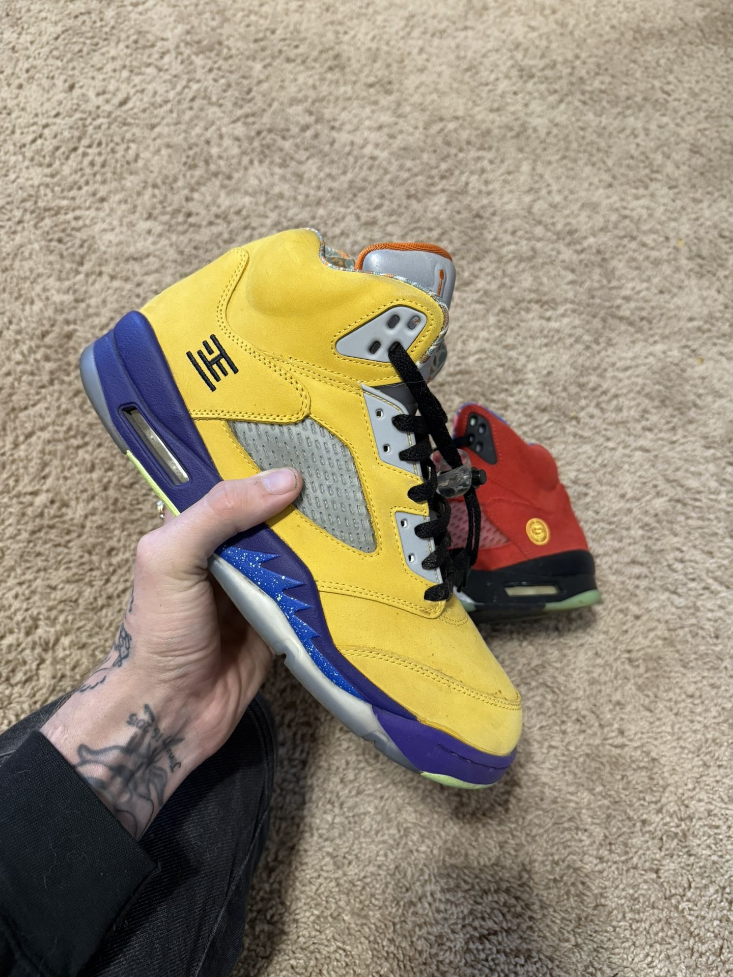 What The 5s Sz 11