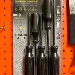 Klein Tools Limited Edition 5 Piece Blackout Screwdriver Set