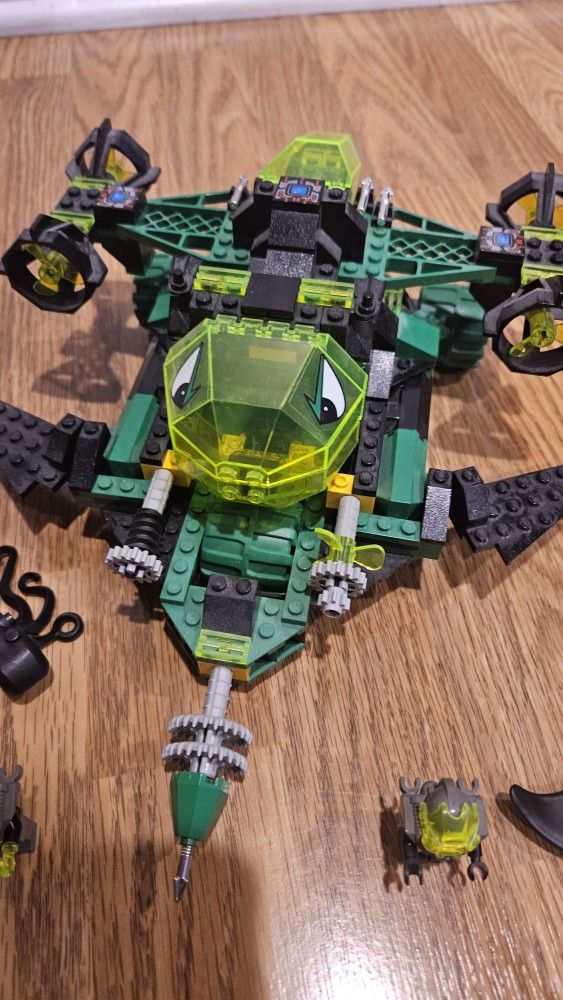 LEGO Hydro Reef Wrecker