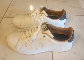 KURU Classic Court Sneakers in white leather with black