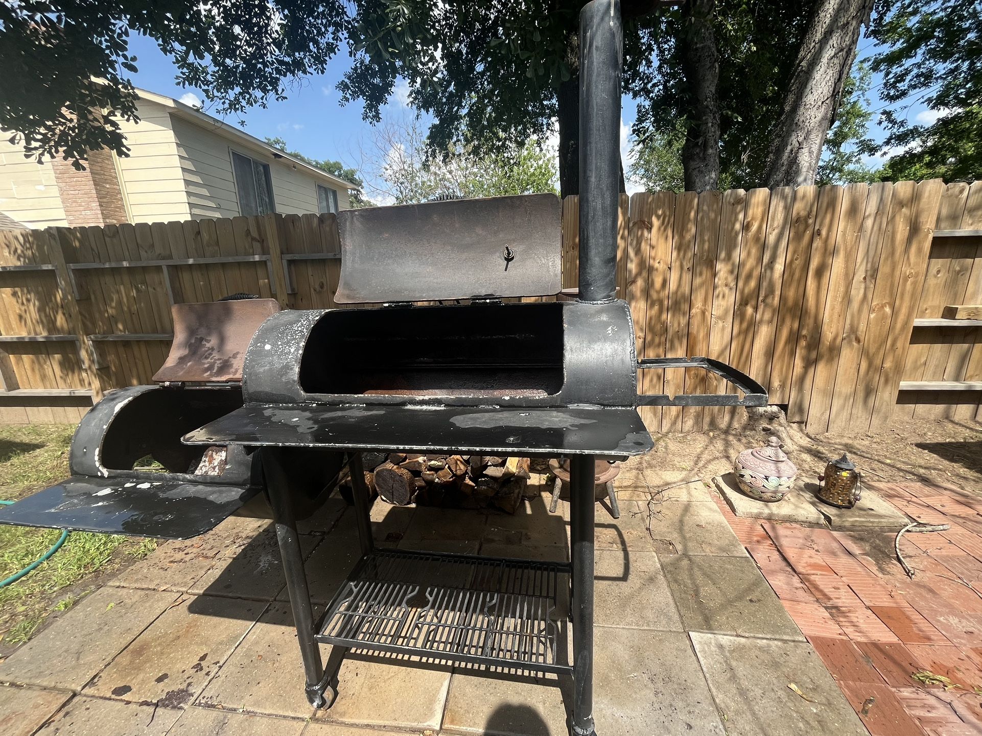 Bbq Pit/Smoker