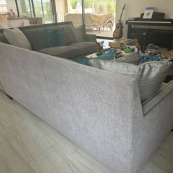 Sectional Sofa grey Excellent Condition 