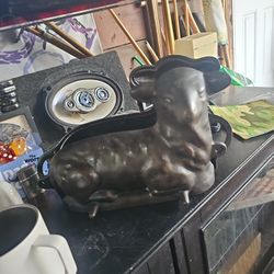 Antique Heavy Cast Iron  LAMB MOLD 