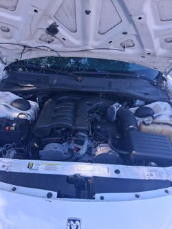 Dodge charge 2010