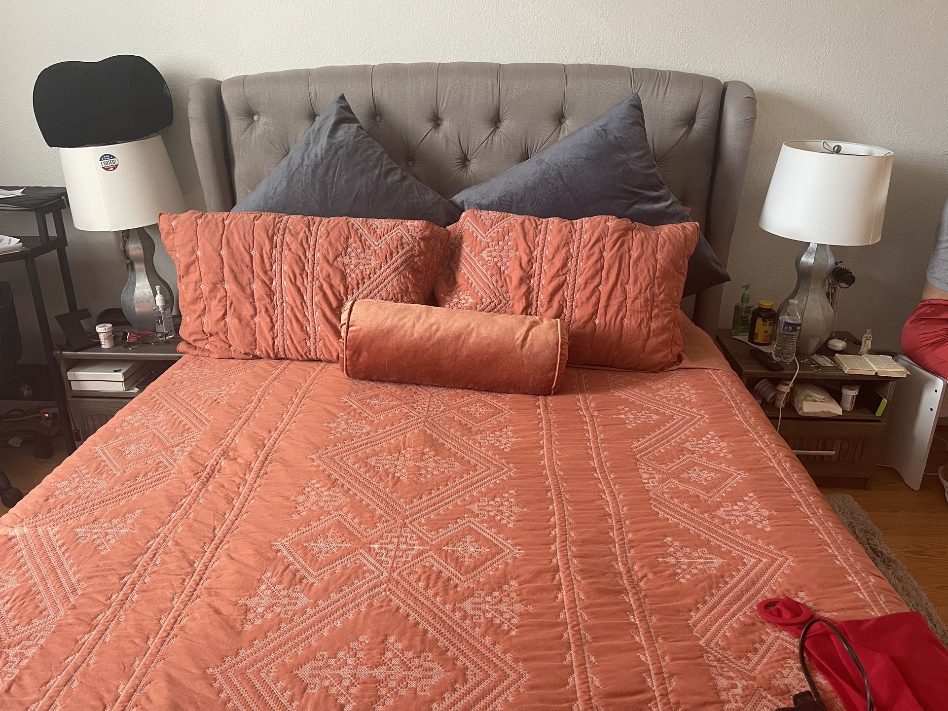 Queen Size Bed Set
