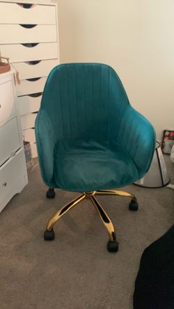Green desk chair